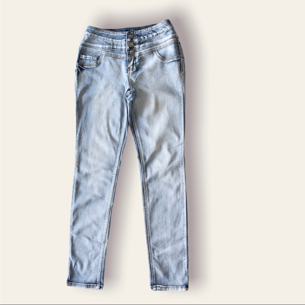 rue21 Faded Blue Jeans w/ Bumblebee Design, Size 5/6L